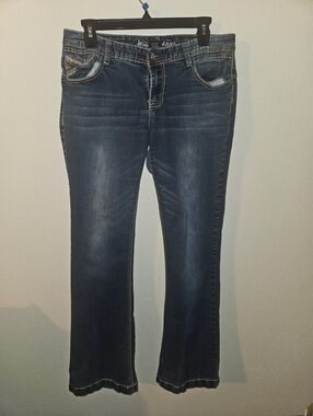 Ariya Womans Blue Jeans Size 11/12